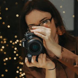 Visit Vistek Deals Center and Save