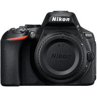 D5600 Body w/ ML-L3 Remote