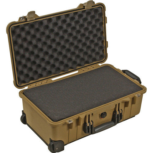 1510 Case Desert Tan w/foam w/Retractable Handle & Wheels