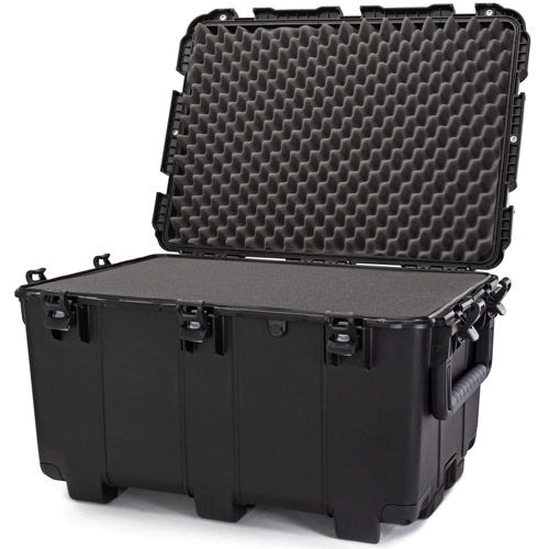 975 Case No Wheels, Two Man Carry and With Foam - Black