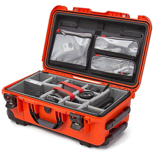 935 Wheeled Waterproof Hard Case and Pro Photo Kit (28.5L, Orange)