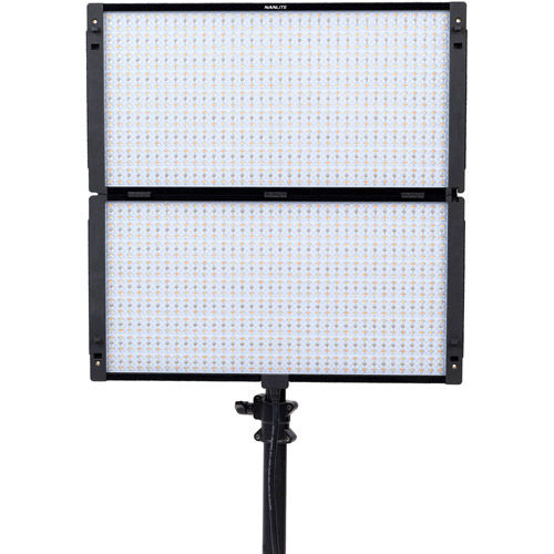 PavoSlim 240C LED RGBWW Panel