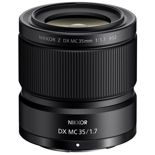 Nikon AF-S NIKKOR 24-70mm f/2.8 front view