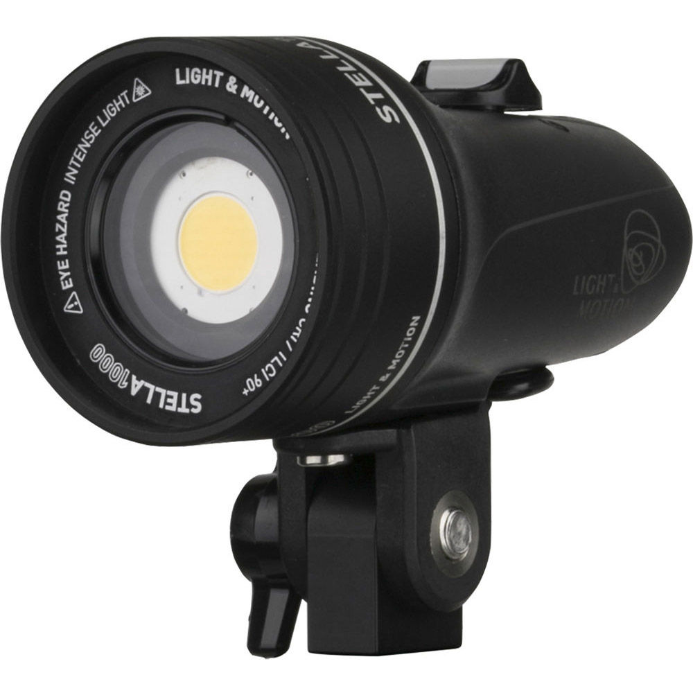 Hybrid lighting. Осветитель Light and Motion Video 3800f Pro. Подводный видеосвет. Лайт моушен. Свет для дайвинга.