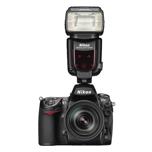 Rent Nikon SB-900 w/ Turbo 3 battery Camera Mounted Flash Canada