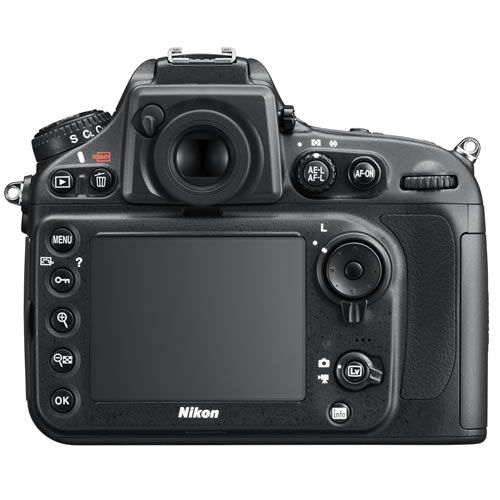 D800 Camera w/AF-S 24-70 Lens