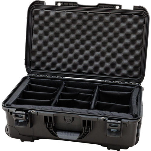 935 Case w/ Dividers, Retractable Handle and Wheels - Black