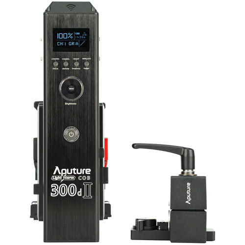 Aputure LS C300d II Daylight LED Light (V-mount)