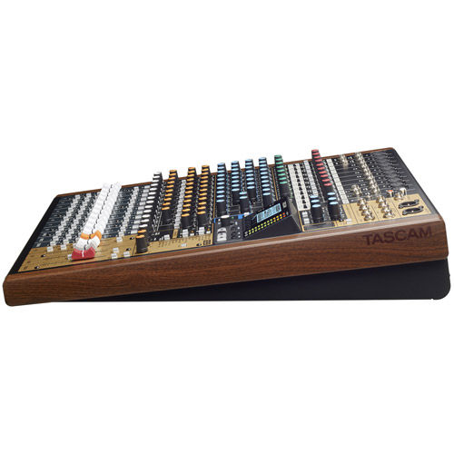 Model 16 Hybrid 14-Channel Mixer, Multitrack Recorder, and USB Audio Interface