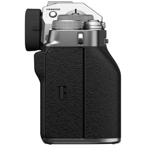 X-T4 Mirrorless Kit Silver w/ XF 16-80mm f/4 R OIS WR Lens