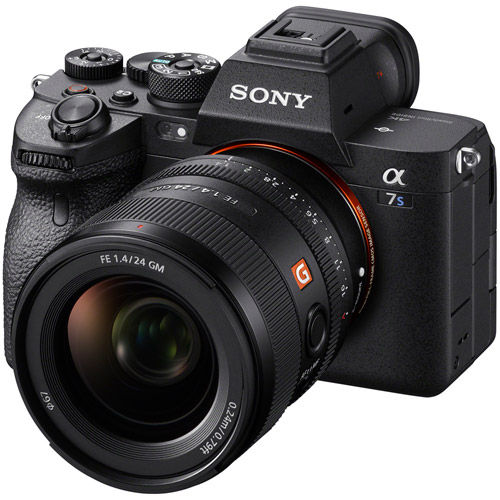 A7SIII Camera w/ 3 Prime Lens Kit