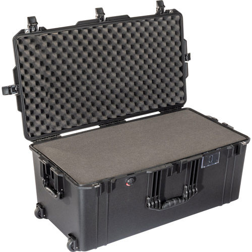 Air 1646 Wheeled Hard Case w/Foam - Black